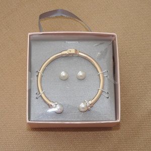 Gold, Pearl, and Crystal Bracelet and Earring Set